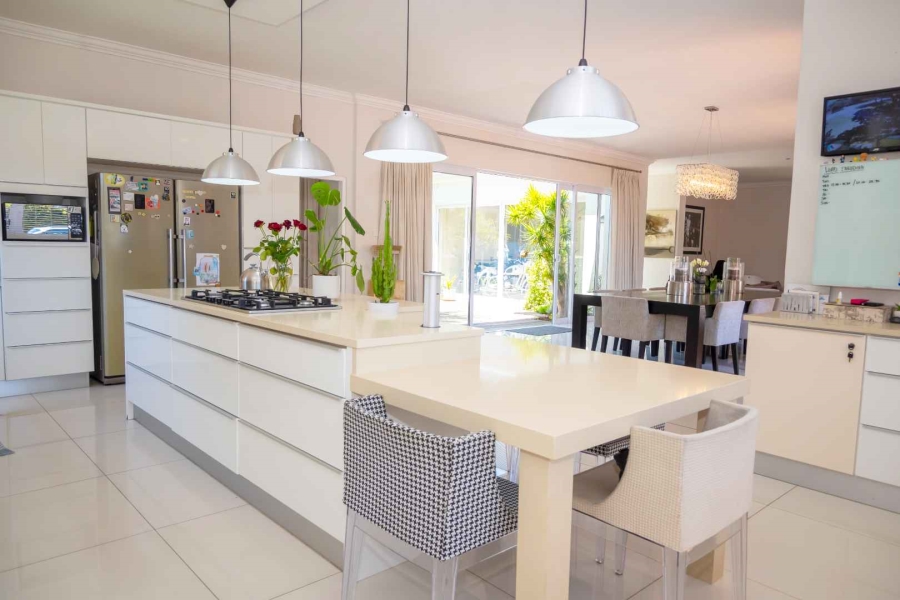 5 Bedroom Property for Sale in Walmer Eastern Cape